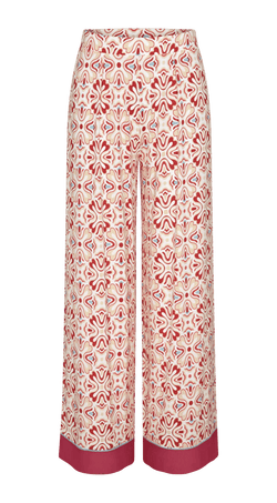 أورا سبوت لايت