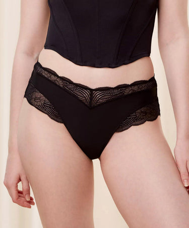 سروال داخلي تريومف ليفت سمارت باندو ماكسي