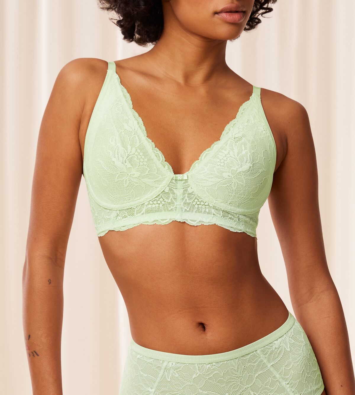 Amourette Charm T N03