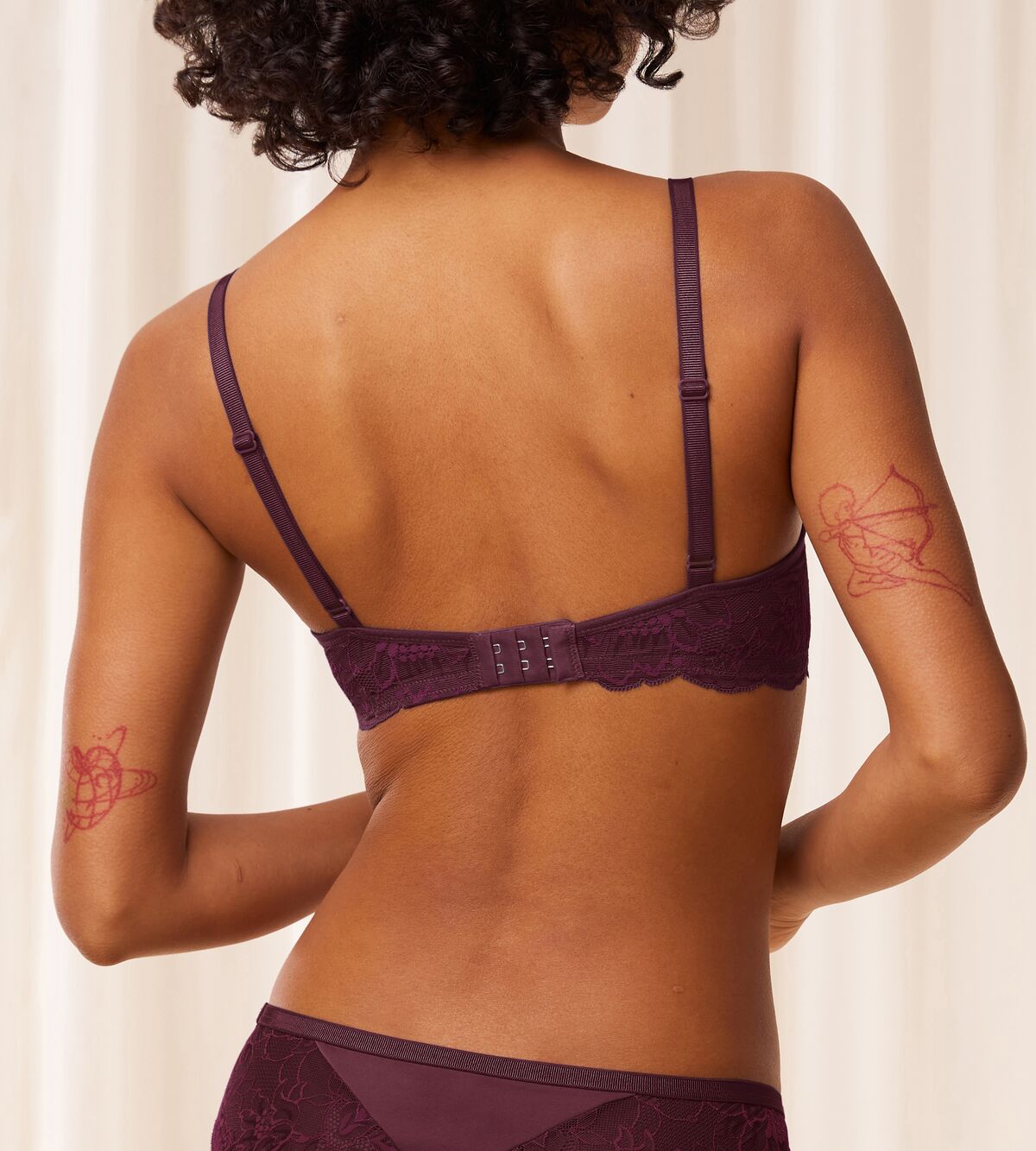 Amourette Charm T W02
