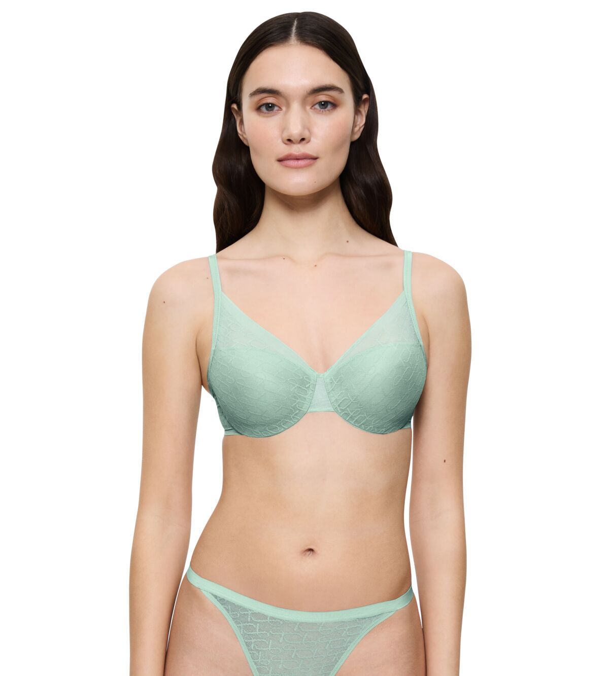 Triumph Signature Sheer