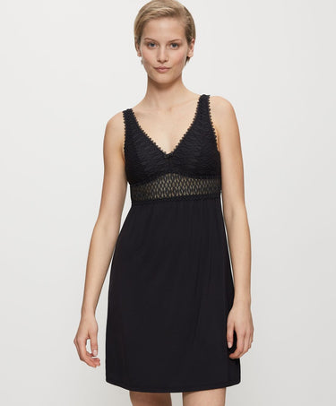 Aura Spotlight Nightdress