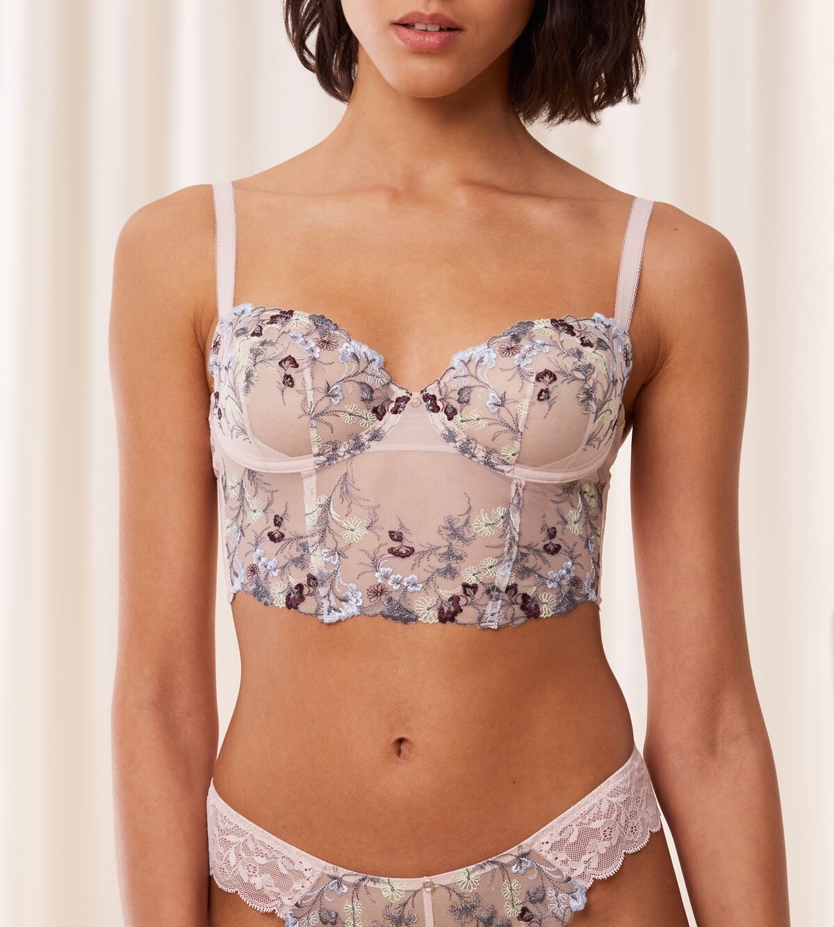 Sensual Spotlight Wired Corset