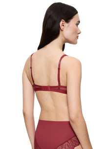 أورا سبوت لايت تي