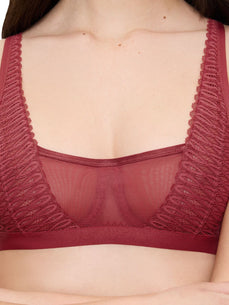 أورا سبوت لايت تي