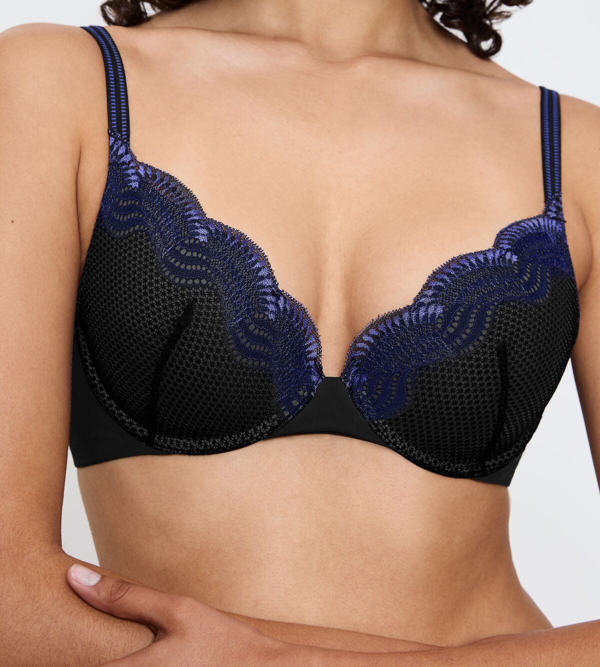 Triumph Comfort Glam