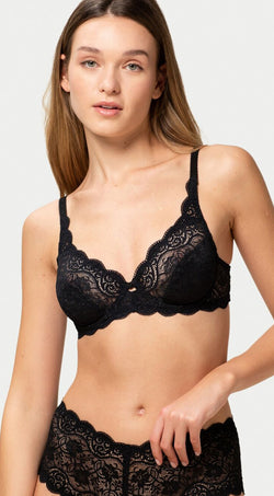 حمالة صدر أموريت 300 هاي ابكس بسلك