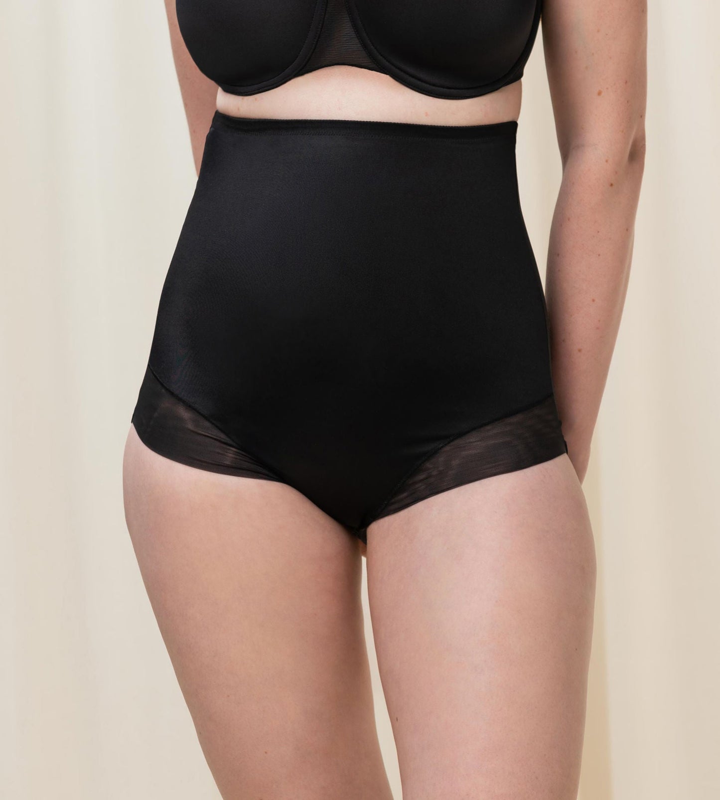 True Shape Sensation Super Highwaist Shapewear Panty