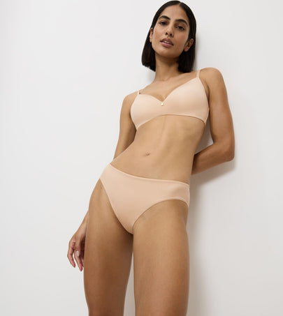 Body Make-up Essentials Tai Brief