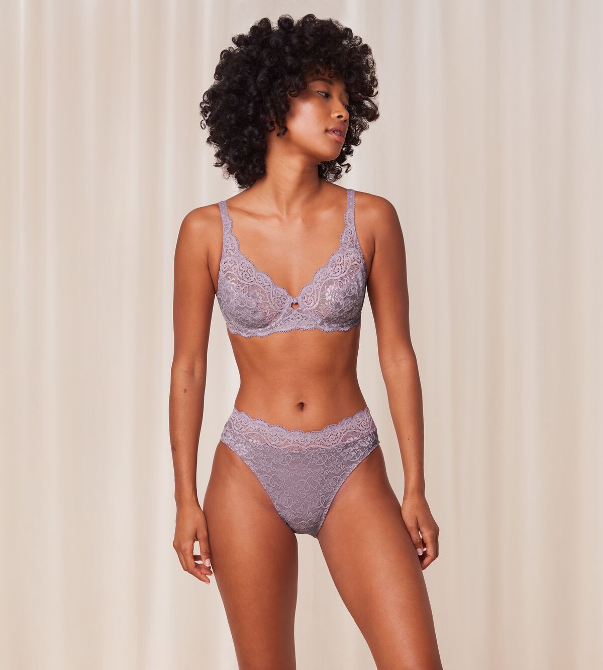 أموريت 300 تاي بسلك سحري 02