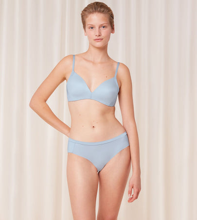 BODY MAKE-UP SOFT TOUCH HIPSTER EX