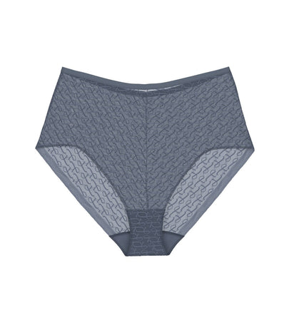 Triumph Signature Sheer