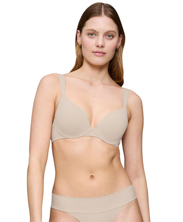 Body Make-Up Illusion