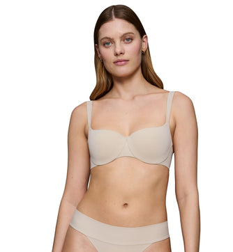 Body Make-Up Illusion