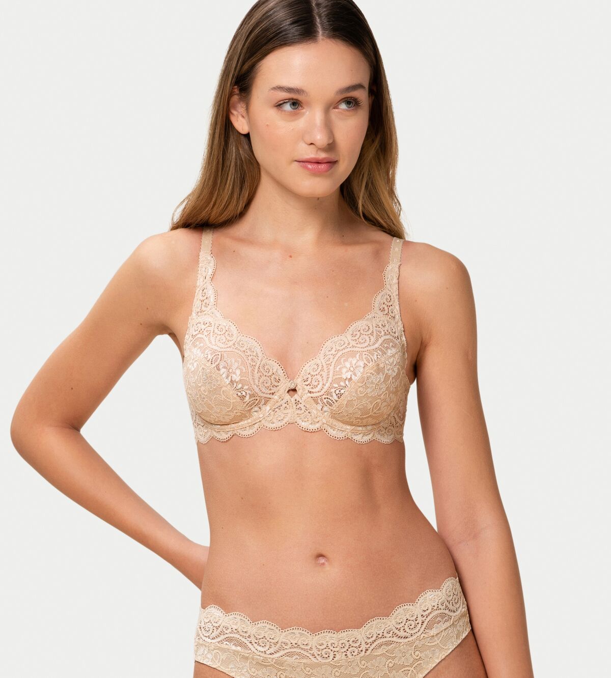 Amourette 300 High Apex Wired Bra